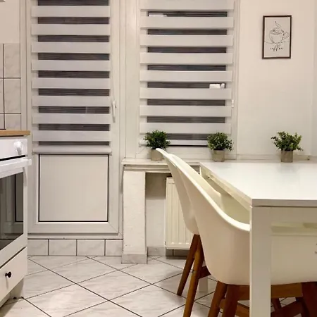 Dachnest Gemuetliche Im Herzen Ντίσελντορφ